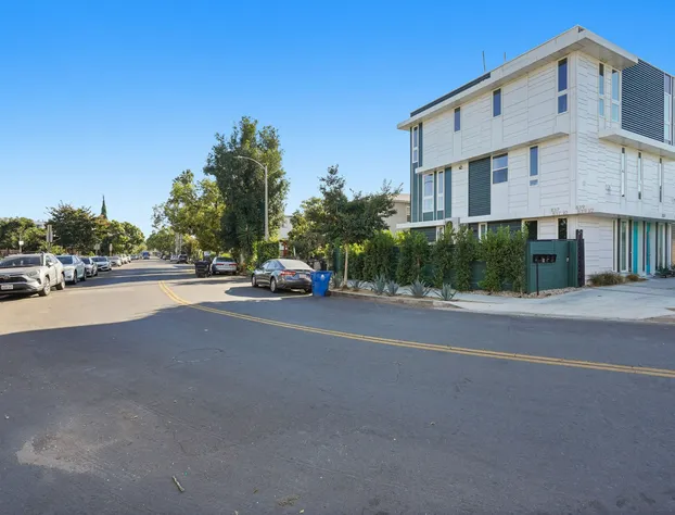 Smarter Bed And Breakfast hotel detail image 1