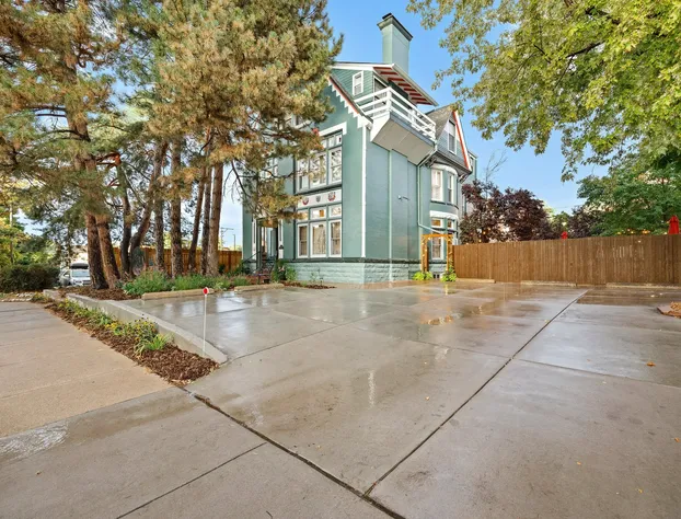 Flora House Denver hotel detail image 3