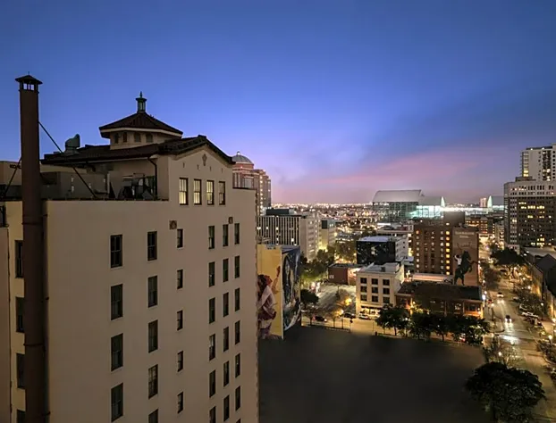 Moxy Houston Downtown hotel detail image 3