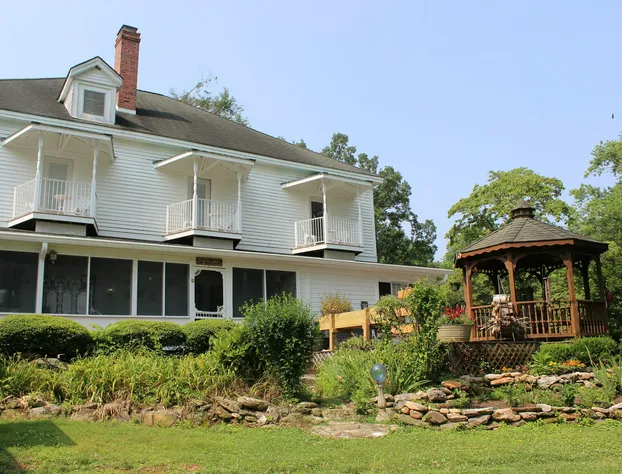 The Sautee Inn Bed & Breakfast hotel detail image 3