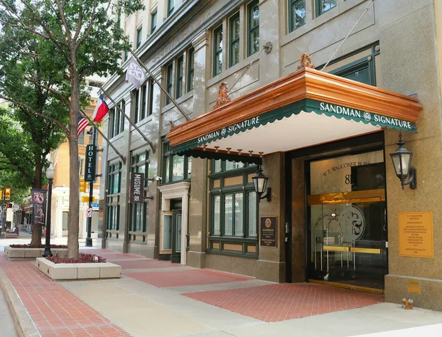 Sandman Signature Fort Worth Downtown Hotel hotel detail image 2