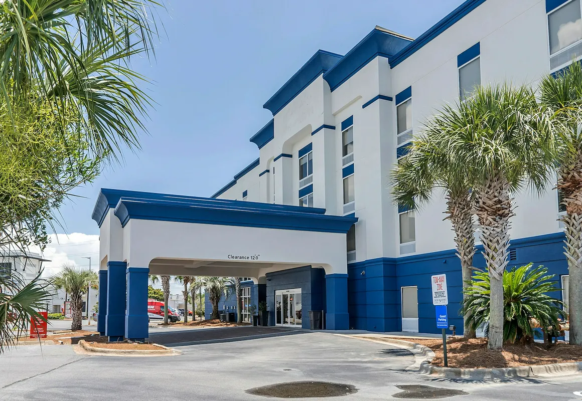 Evoke Destin Hotel hotel hero