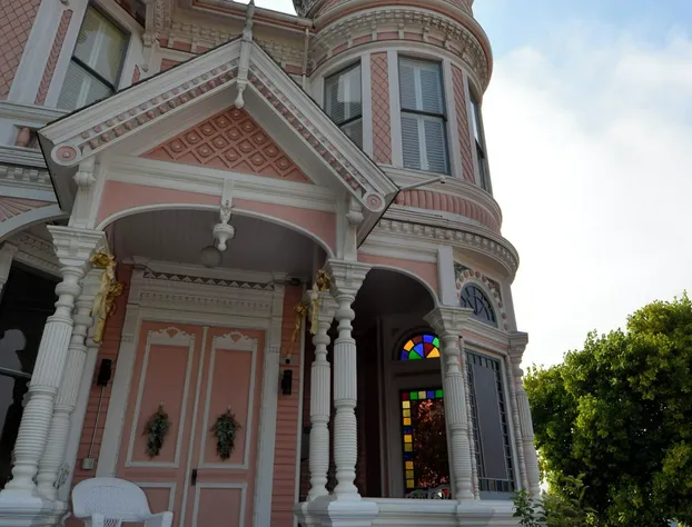 Pinc Lady Mansion hotel detail image 1