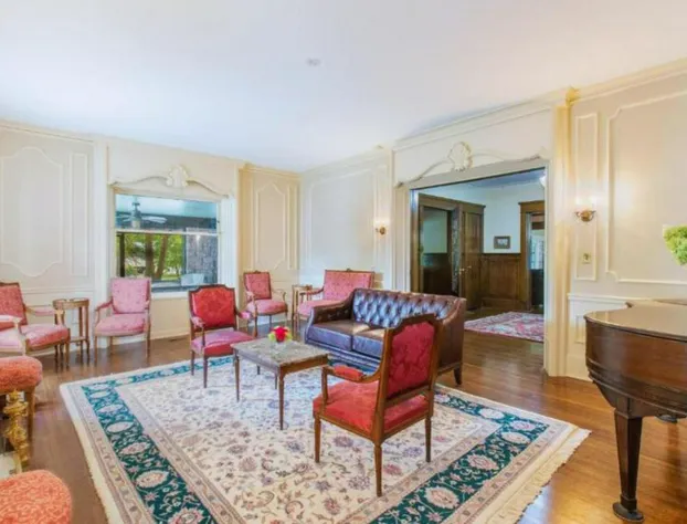 Martha's Bed and Breakfast hotel detail image 3