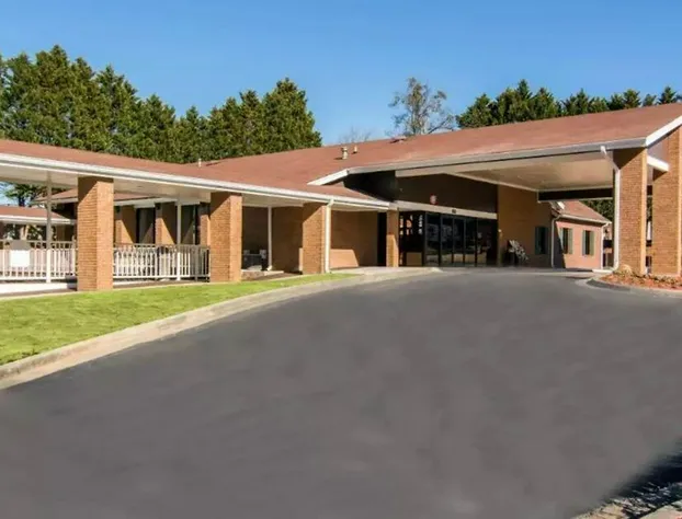 My Home & Suites Toccoa hotel detail image 3