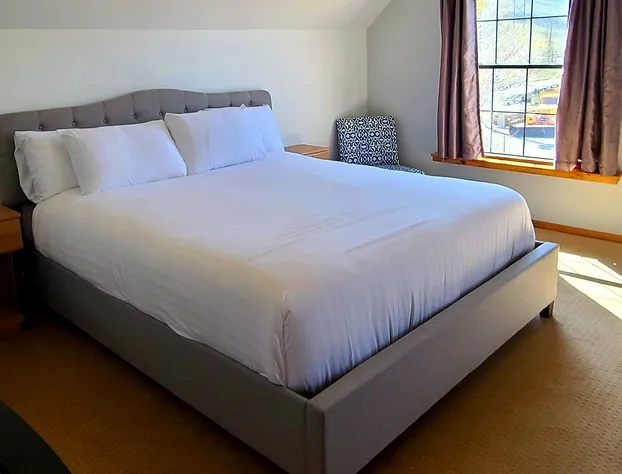 McGee Creek Lodge hotel detail image 2