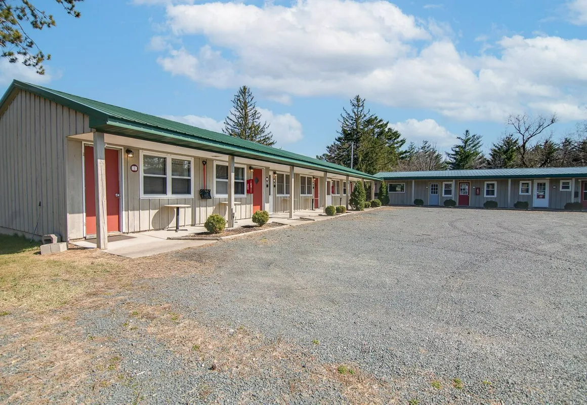 Outdoors Inn at Balsam Lake hotel hero