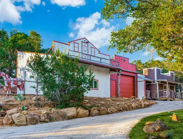 Rest yourself River Ranch hotel detail image 3