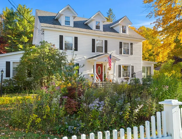 Launchpoint Lodge hotel detail image 2