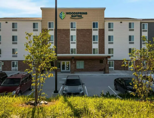 Woodspring Suites Milwaukee - Menomonee Falls hotel detail image 1