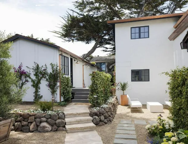 Villa Mara Carmel hotel detail image 1