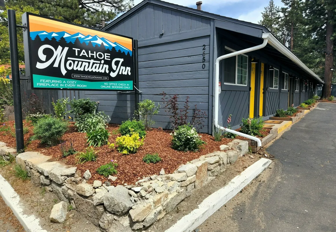 Tahoe Mountain inn hotel hero