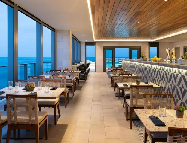JW Marriott Clearwater Beach Resort & Spa hotel detail image 3