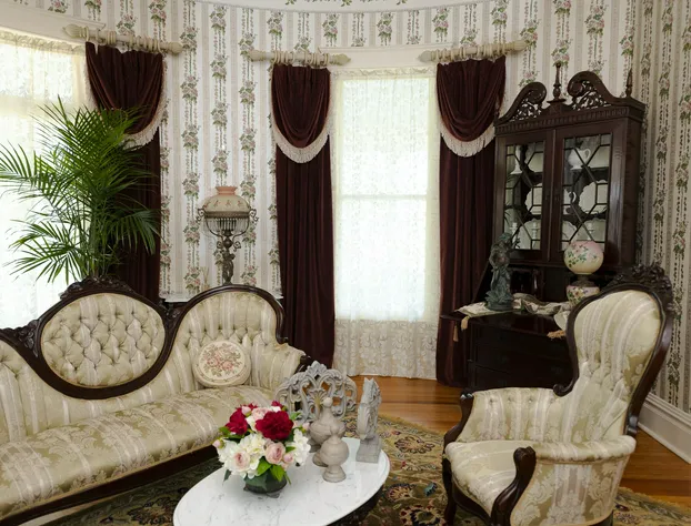 Captain Henderson House hotel detail image 4