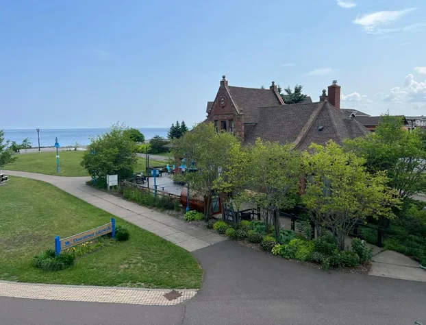 Endion Station Inn | Hotel Next to Lake Superior hotel detail image 3