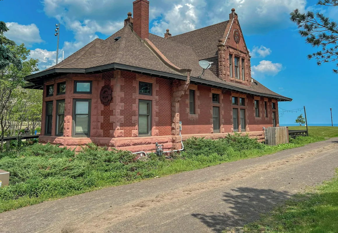 Endion Station Inn hotel hero