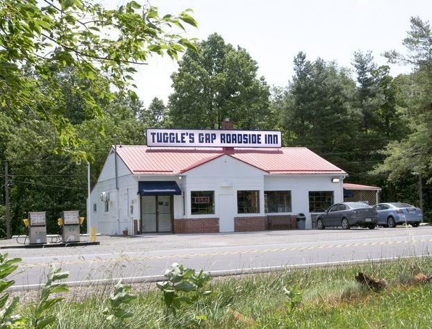 Tuggle's Gap Roadside Inn - Blue Ridge Parkway hotel detail image 1