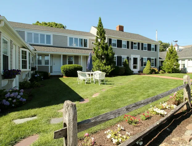 Kingfisher Harwich Port hotel detail image 2