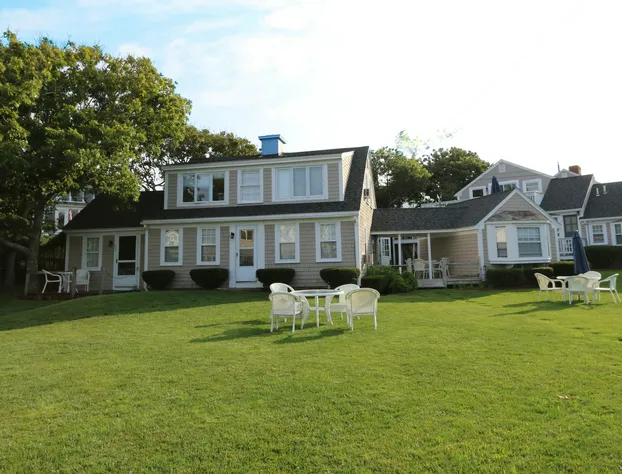 Kingfisher Harwich Port hotel detail image 3