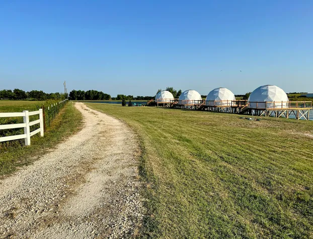 Lake Serenity Ranch hotel detail image 3