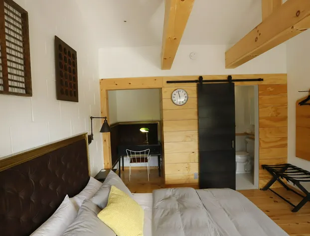 The Vine on main hotel detail image 4