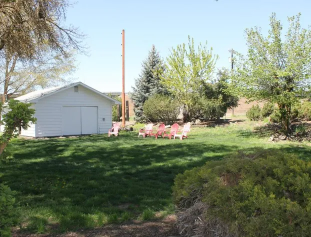 Sprague Motel hotel detail image 3