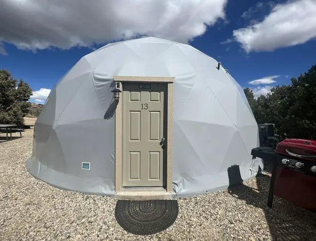 Bryce Glamp And Camp hotel detail image 2