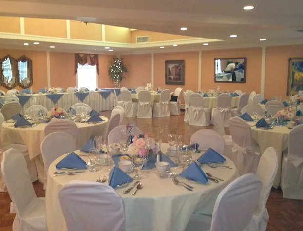 Plumsteadville Inn hotel detail image 2