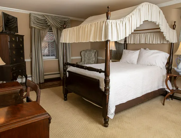 Plumsteadville Inn hotel detail image 3