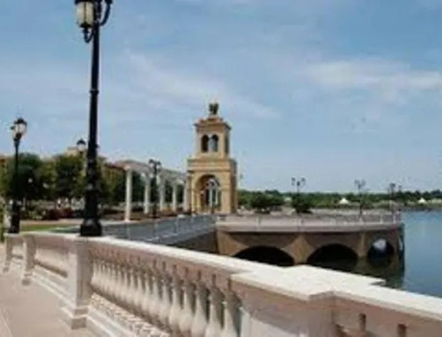 The Tiny Cottage in The Springs hotel detail image 3