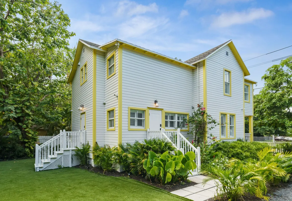 The Stirrup House by Pattio hotel hero