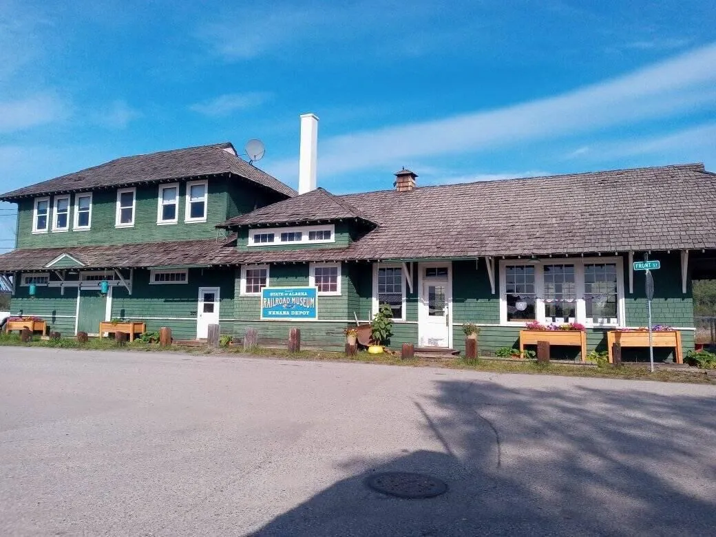 Nenana Depot hotel hero