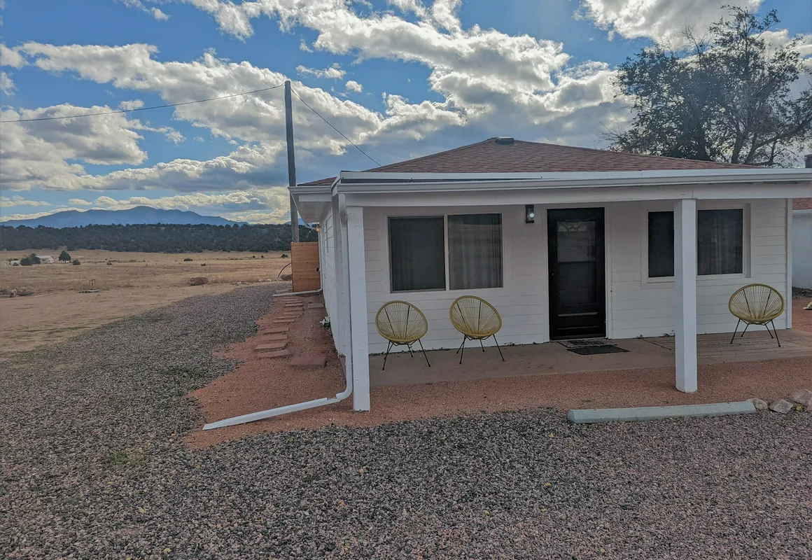 Little Canyon Inn hotel hero