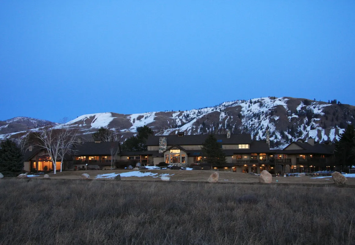 Casia Lodge and Ranch hotel hero