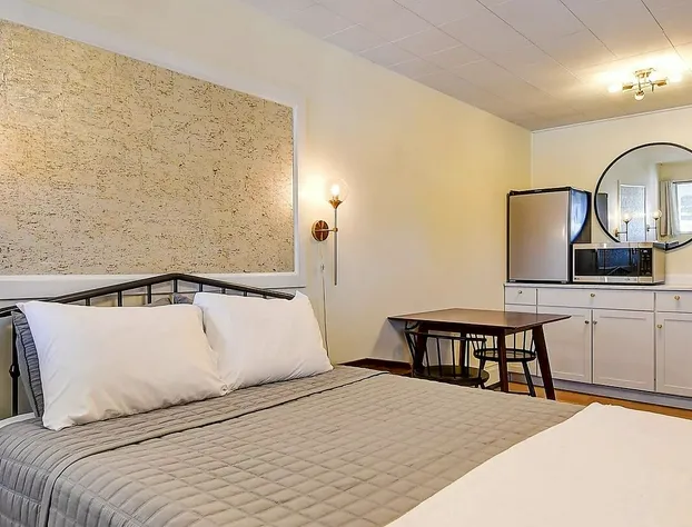 Old Tale Inn hotel detail image 4