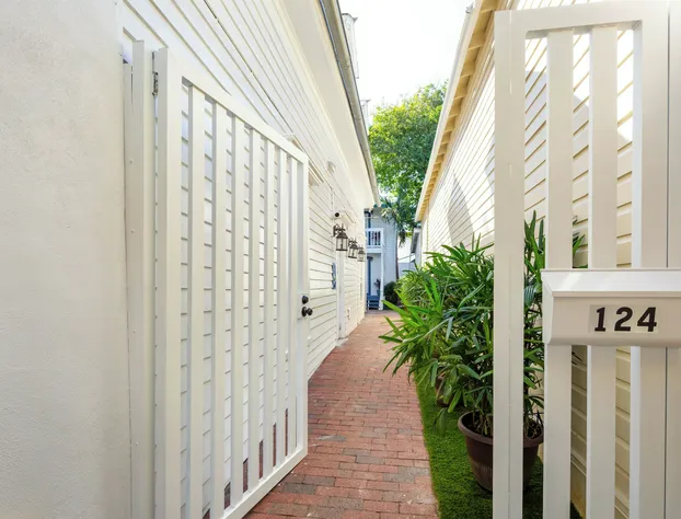 Custom House Inn hotel detail image 4