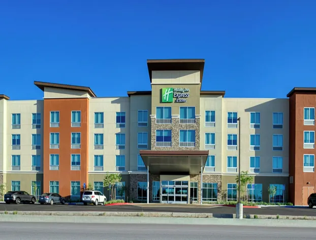 Holiday Inn Express & Suites Ridgecrest - China Lake by IHG hotel detail image 2