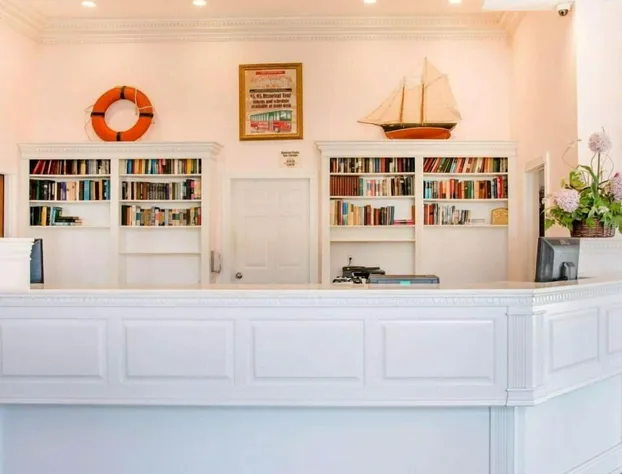 Canberra Premiere Comfort Hotel hotel detail image 1