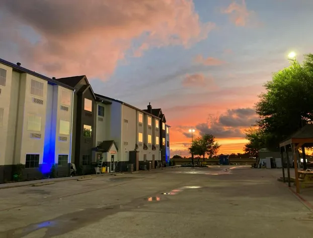 Crystal Inn hotel detail image 3