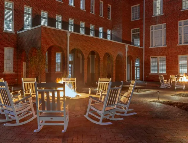 Inn at Blackstone hotel detail image 4