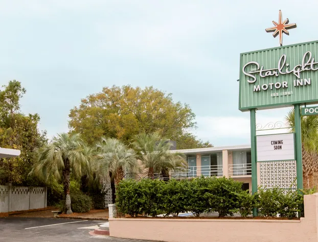 Starlight Motor Inn hotel detail image 1