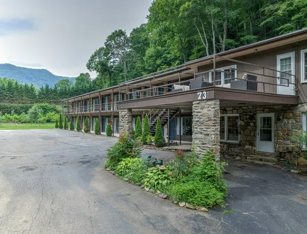 Heart of the Valley Motel hotel detail image 1