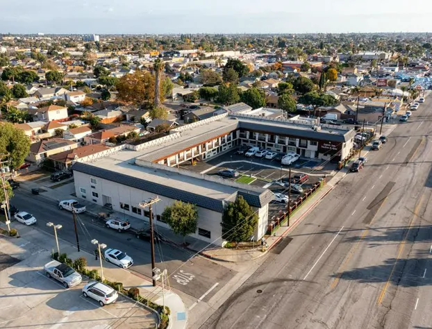 Aspire Inn Studios & Spas hotel detail image 1