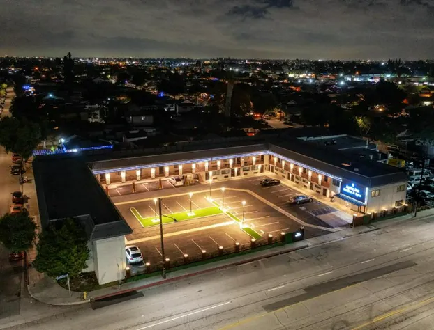 Aspire Inn Studios & Spas hotel detail image 3