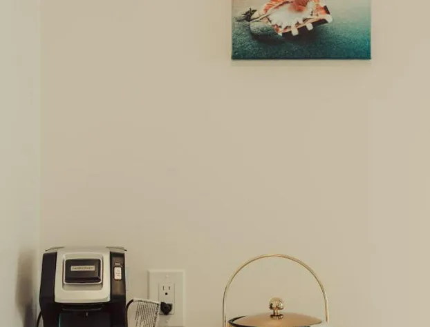 Blufftop Inn & Suites - Wharf/Restaurant District hotel detail image 1