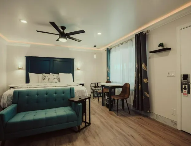 Blufftop Inn & Suites - Wharf/Restaurant District hotel detail image 2