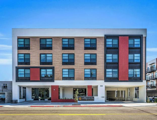 La Quinta Inn & Suites by Wyndham San Jose Silicon Valley hotel detail image 1