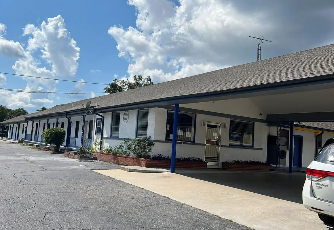 Imperial Inn hotel hero