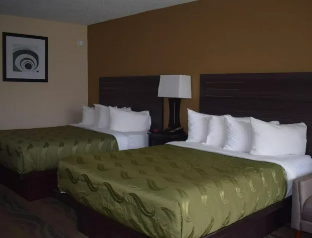 Quality Inn & Suites hotel detail image 4
