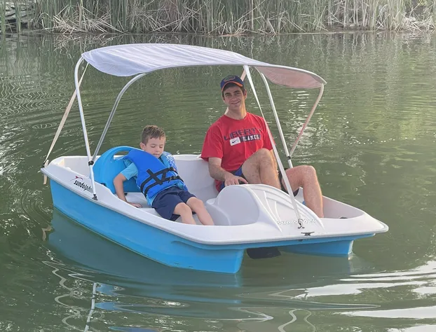 Lake Godstone™ hotel detail image 2